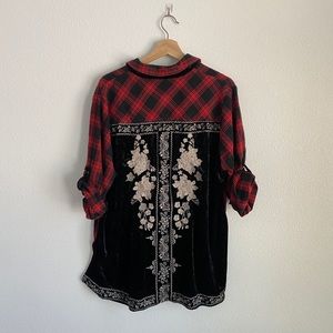 Embroidered velvet back, red/black flannel button Andree by Unit shirt, 1x